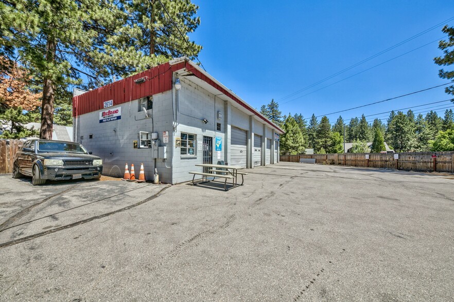 2614 Sussex Ave, South Lake Tahoe, CA for sale - Building Photo - Image 3 of 5