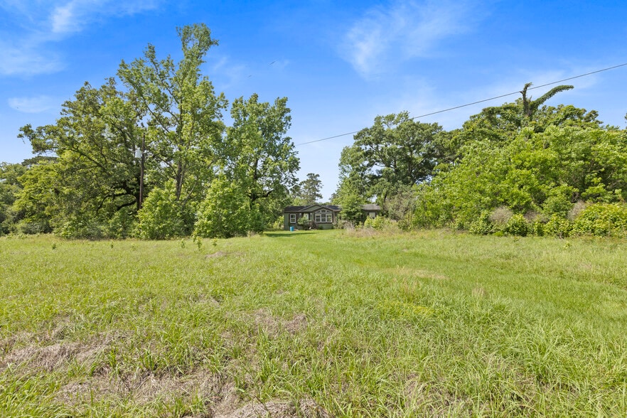 15780 FM 3083 Rd, Conroe, TX for lease - Building Photo - Image 2 of 4