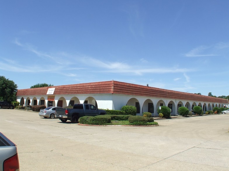 417 N Spur 63, Longview, TX for sale - Building Photo - Image 1 of 9