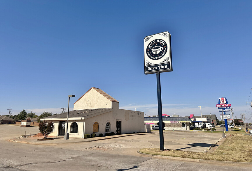 331 N Mustang Rd, Mustang, OK for sale - Primary Photo - Image 1 of 1