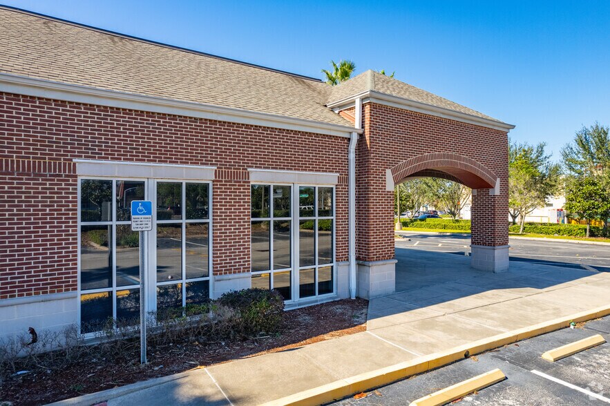 8407 Little Rd, New Port Richey, FL 34654 Regions Bank