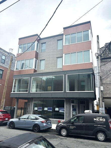 235 Meeting St, Providence, RI for sale - Building Photo - Image 1 of 6