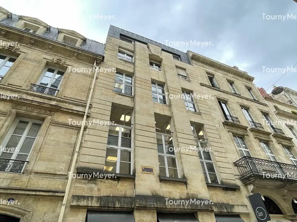 in Bordeaux for sale Building Photo- Image 1 of 1