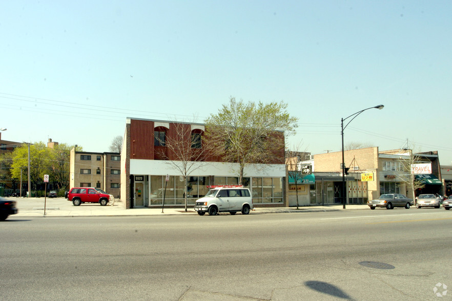 5520 N Lincoln Ave, Chicago, IL for lease - Building Photo - Image 2 of 7