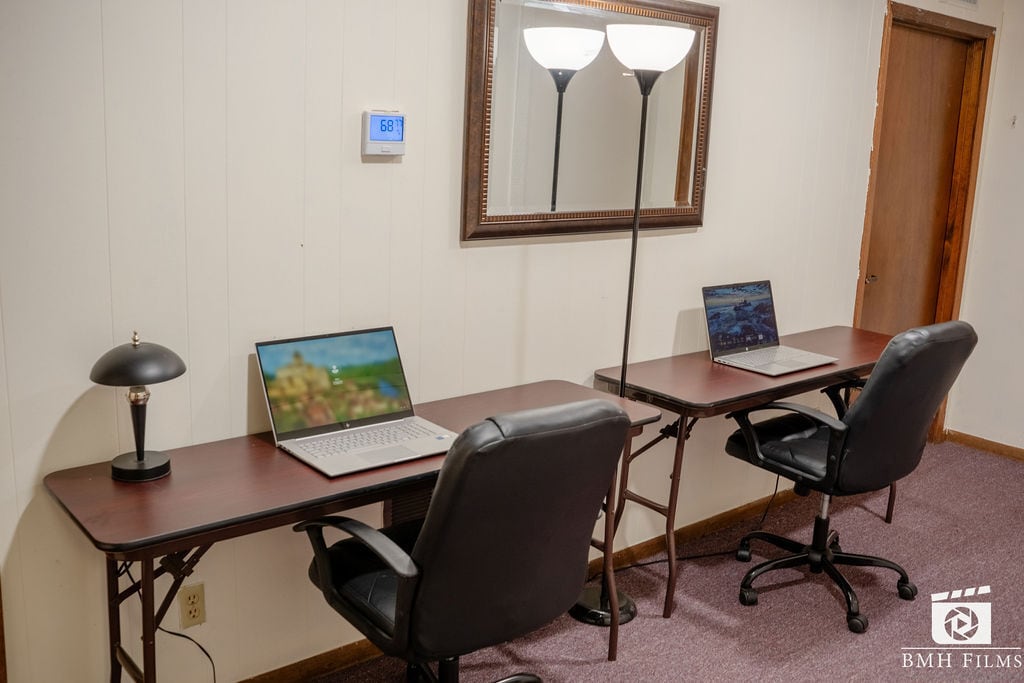 707-709 N Palestine St, Athens, TX for lease Building Photo- Image 1 of 1