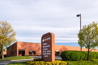 1500 Caton Center Dr, Arbutus, MD for lease Interior Photo- Image 1 of 1