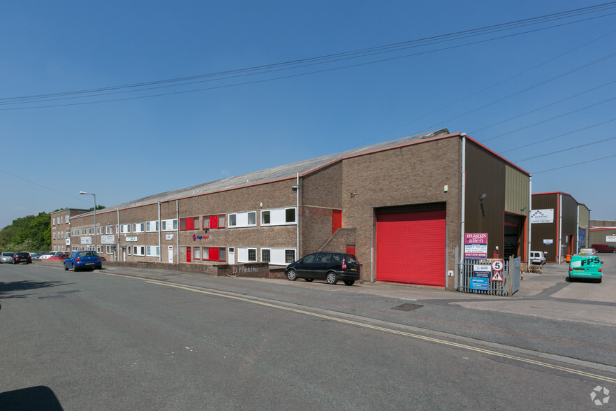 Dixon Rd, Bristol for lease - Primary Photo - Image 1 of 3