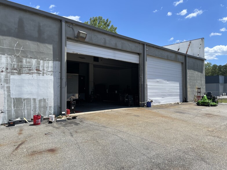 2605 W Broad St, Elizabethtown, NC for sale - Building Photo - Image 3 of 19