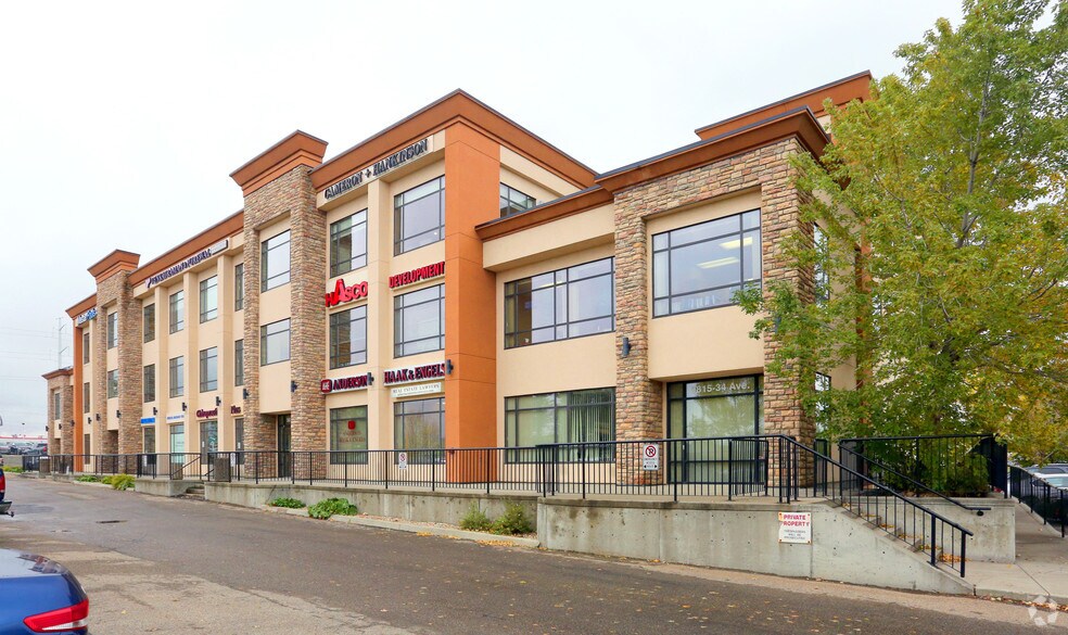 9803-9815 34 Ave NW, Edmonton, AB for lease - Building Photo - Image 2 of 3