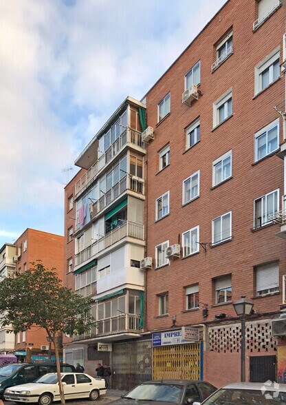 Calle Cañada, 8, Alcorcón, Madrid for lease - Primary Photo - Image 1 of 3