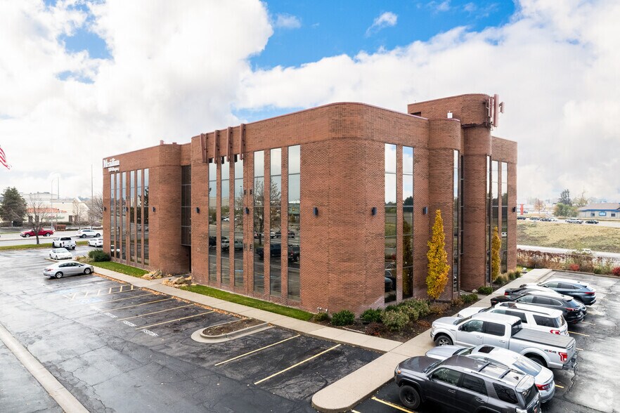 64 E Winchester St, Salt Lake City, UT for lease - Building Photo - Image 2 of 16