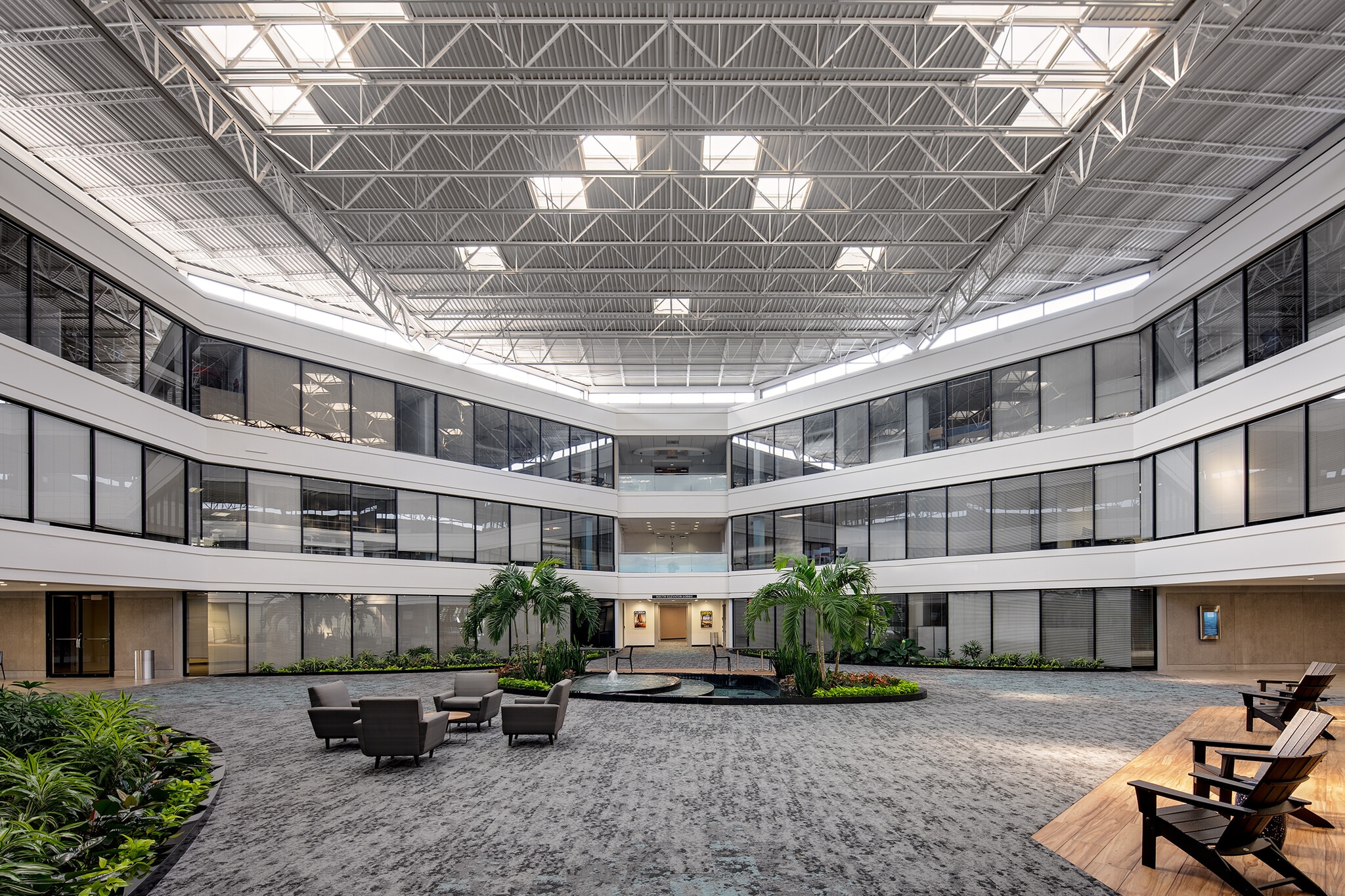 5404 Cypress Center Dr, Tampa, FL for lease Interior Photo- Image 1 of 1