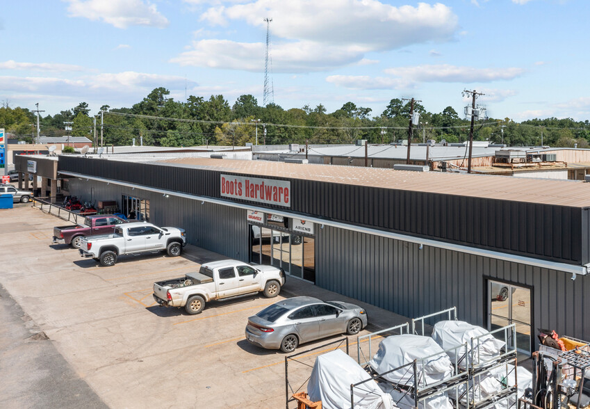 104 N Main St, Huntington, TX for lease - Building Photo - Image 2 of 19