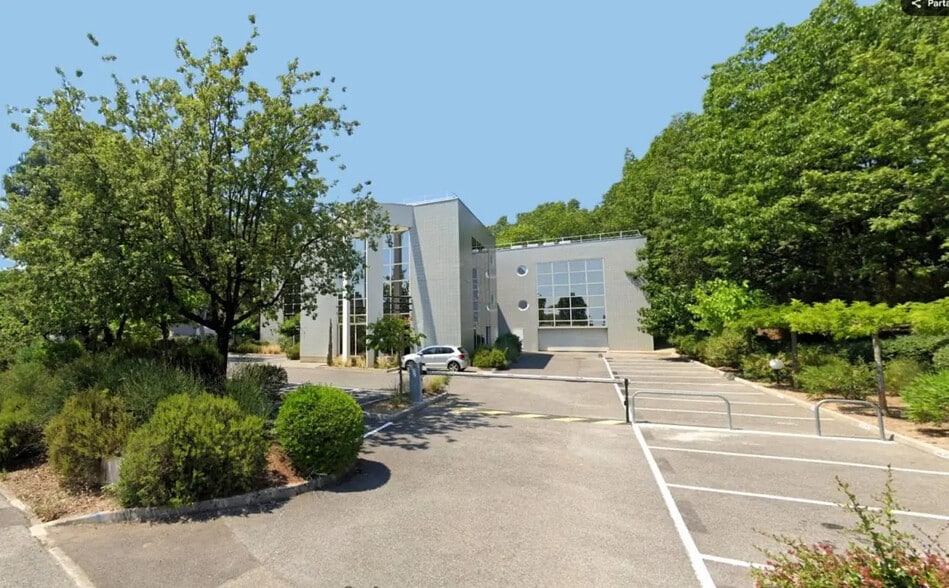 Office in SOPHIA ANTIPOLIS for lease - Building Photo - Image 2 of 12