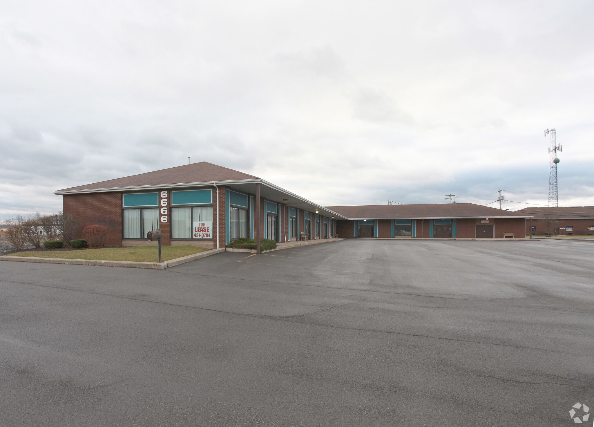 6666 Manlius Center Rd, East Syracuse, NY for sale Primary Photo- Image 1 of 1