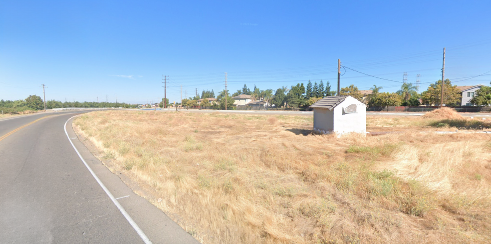 Claribel Road, Riverbank, CA for sale - Building Photo - Image 2 of 2