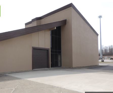 3343 Michael Ave, Bedford, IN for sale - Primary Photo - Image 1 of 1