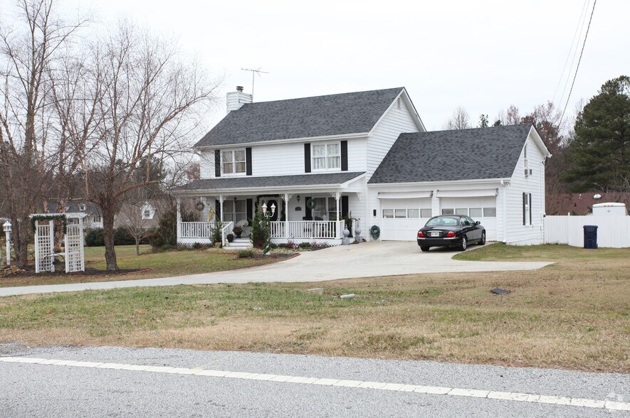 3383 Hamilton Mill Rd, Buford, GA 30519