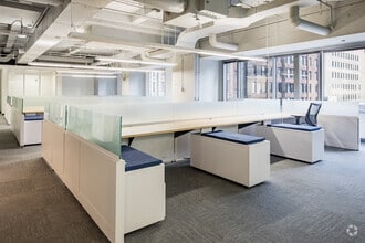 311 S Wacker Dr, Chicago, IL for lease Interior Photo- Image 2 of 5