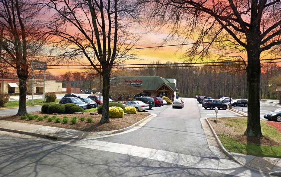 809 England St, Ashland, VA for sale - Building Photo - Image 1 of 1