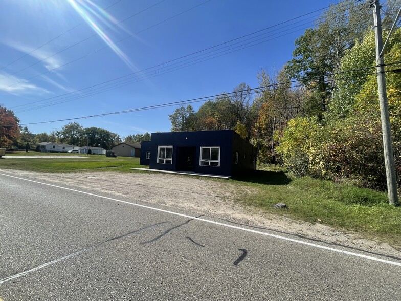 1255 Heightsview, Houghton Lake, MI for sale - Building Photo - Image 1 of 1