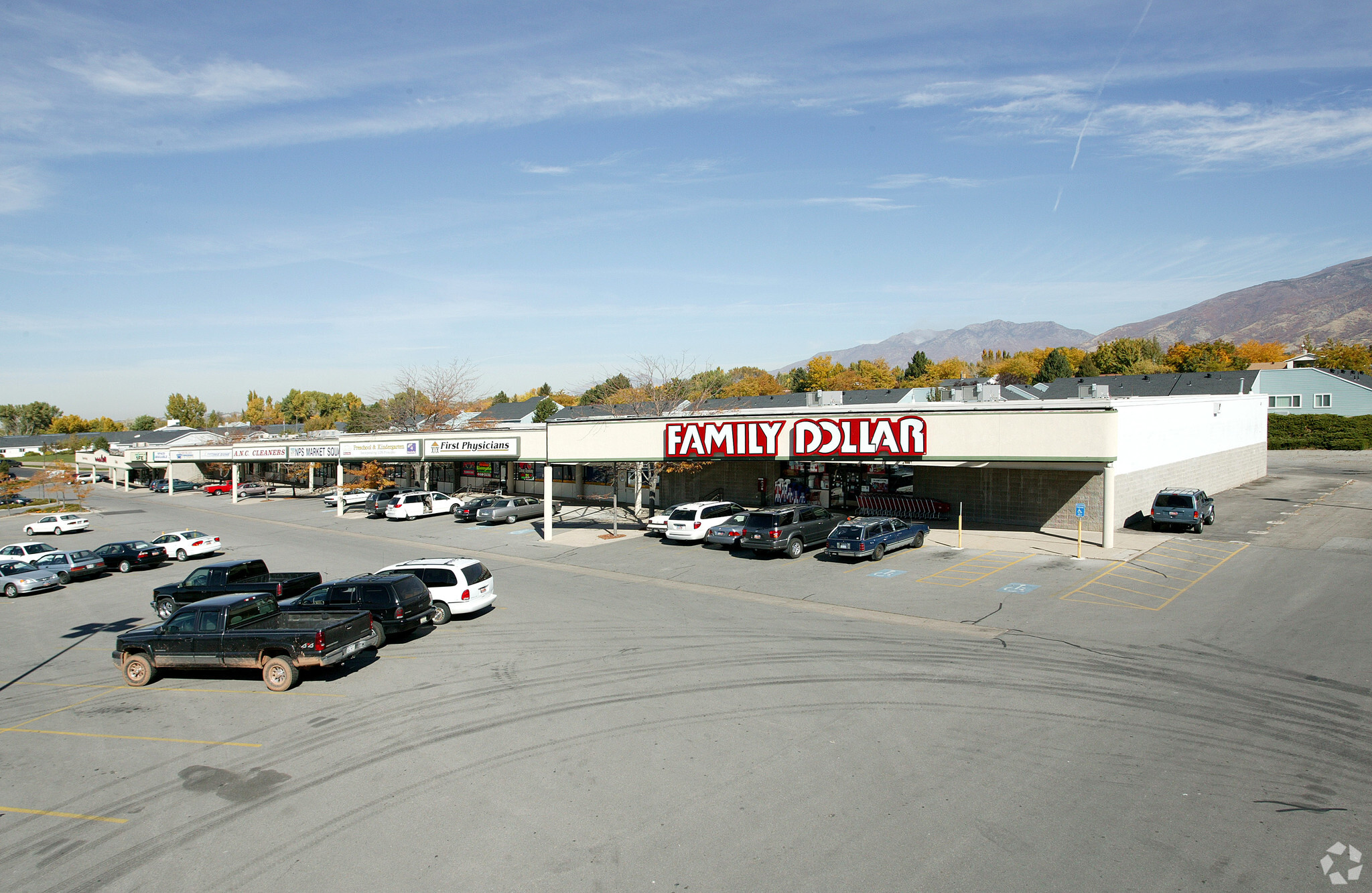 332-354 N Main St, Kaysville, UT 84037 - Village Square Shopping Center ...