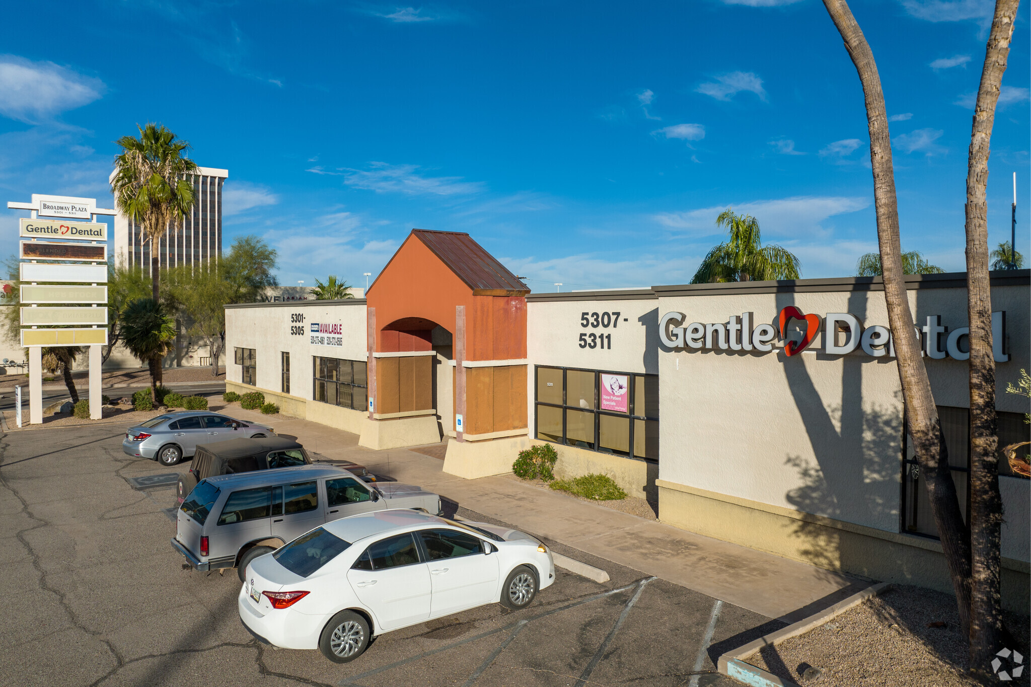 5301 E Broadway Blvd, Tucson, AZ for lease Building Photo- Image 1 of 5