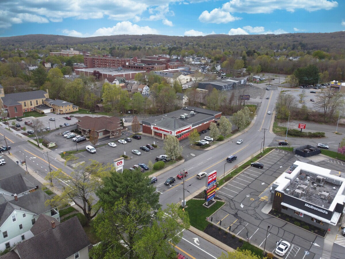 661 Main St, Torrington, CT 06790