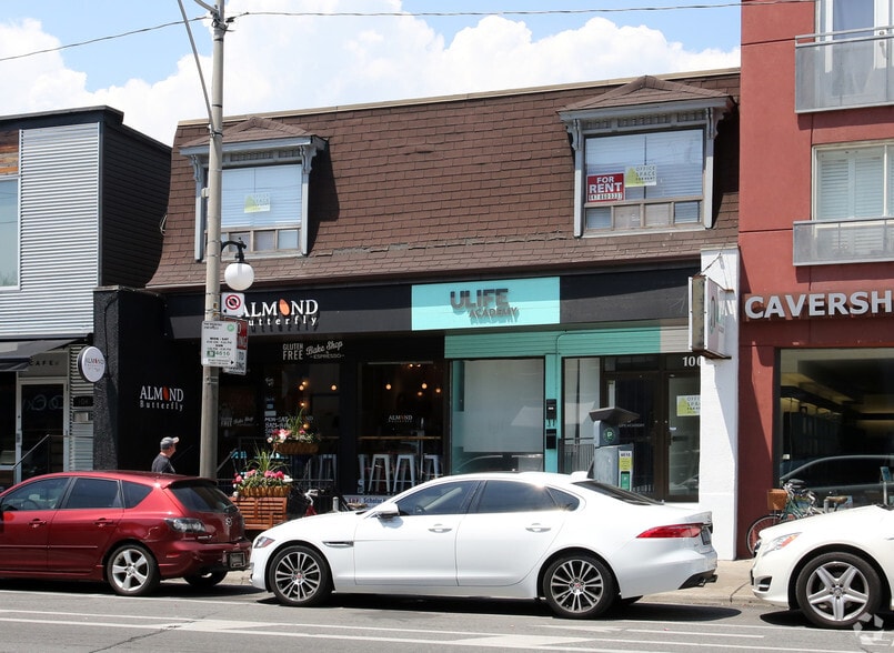 100-102 Harbord St, Toronto, ON for lease - Building Photo - Image 2 of 3
