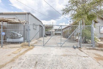603 N Loring Ave, Laredo, TX for lease Building Photo- Image 1 of 24