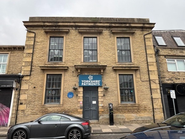 22 Bethel St, Brighouse for lease - Building Photo - Image 2 of 2