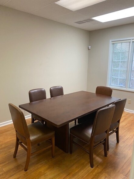 660 N Spence Ave, Goldsboro, NC for lease - Interior Photo - Image 2 of 7