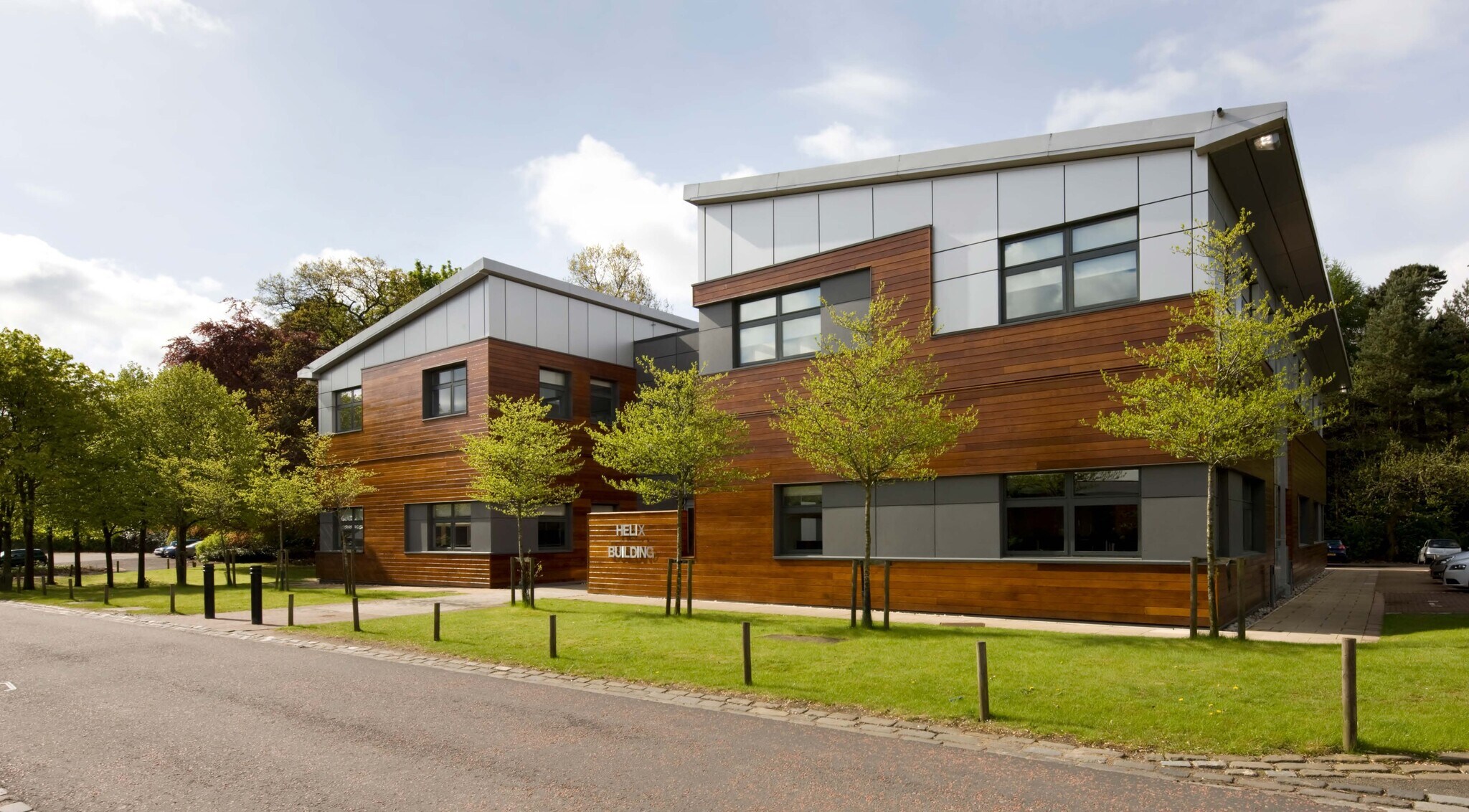 2317 Maryhill Rd, Glasgow for lease Primary Photo- Image 1 of 25