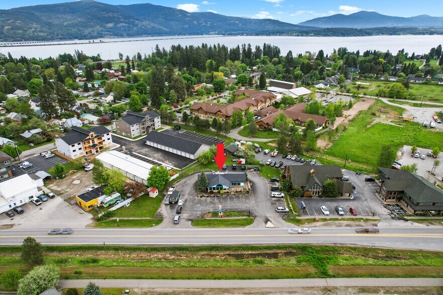 1301 US-2 Hwy, Sandpoint, ID for sale - Building Photo - Image 1 of 1