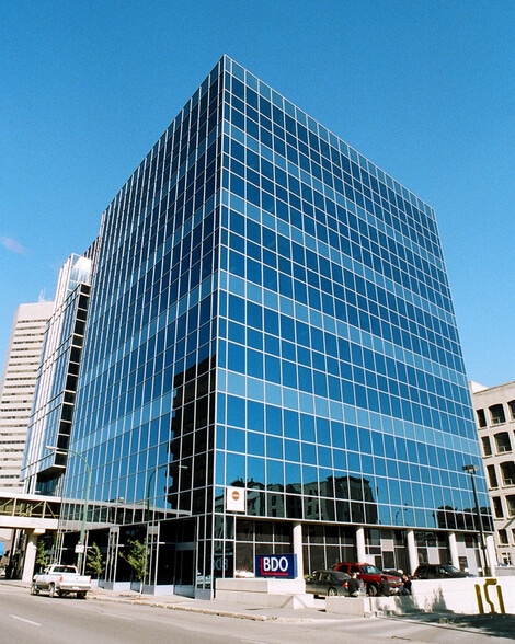 200 Graham Ave, Winnipeg, MB for lease - Building Photo - Image 3 of 4