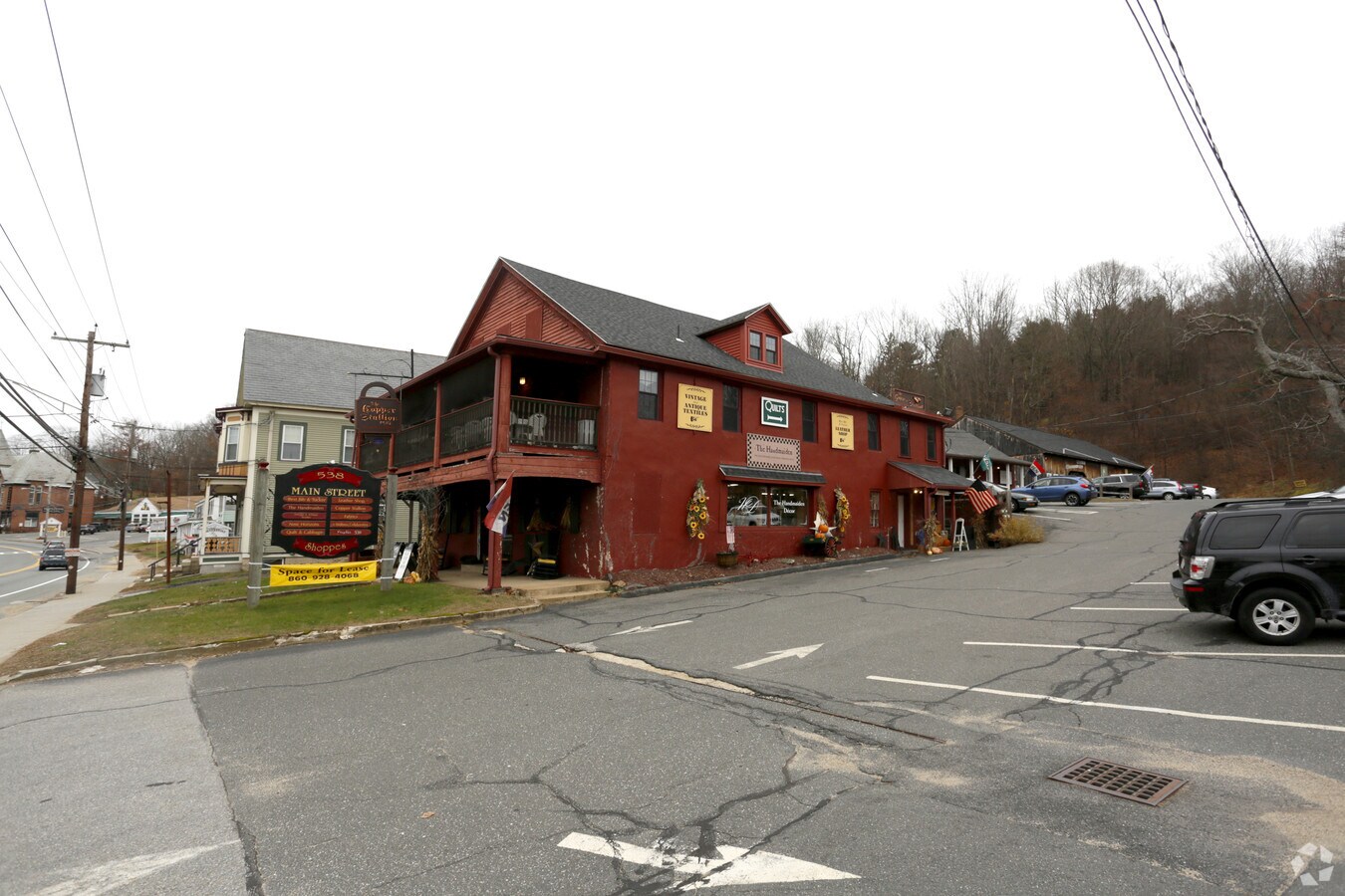 538 Main St, Fiskdale, MA 01518