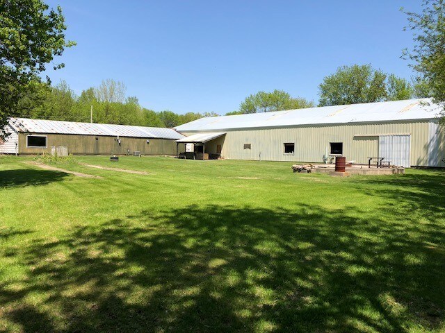 1846 Oakridge Rd, Neenah, WI for sale Primary Photo- Image 1 of 1