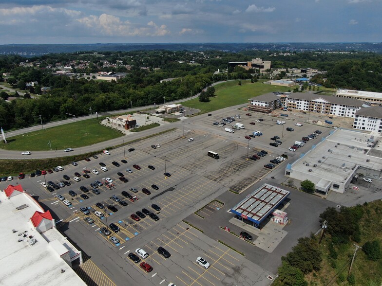 1800 Mckees Rocks Rd, Mckees Rocks, PA for lease - Building Photo - Image 2 of 4