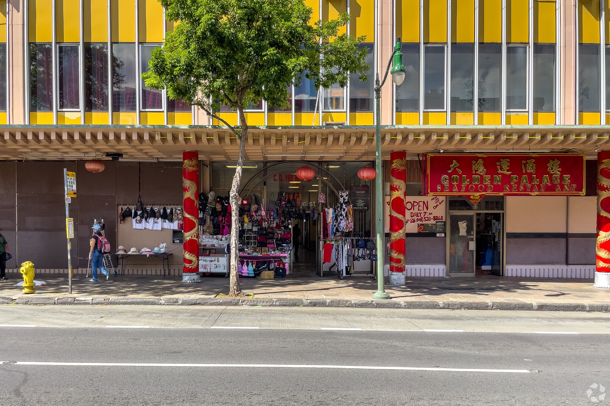 101111 N King St, Honolulu, HI 96817 Yee Hop Plaza
