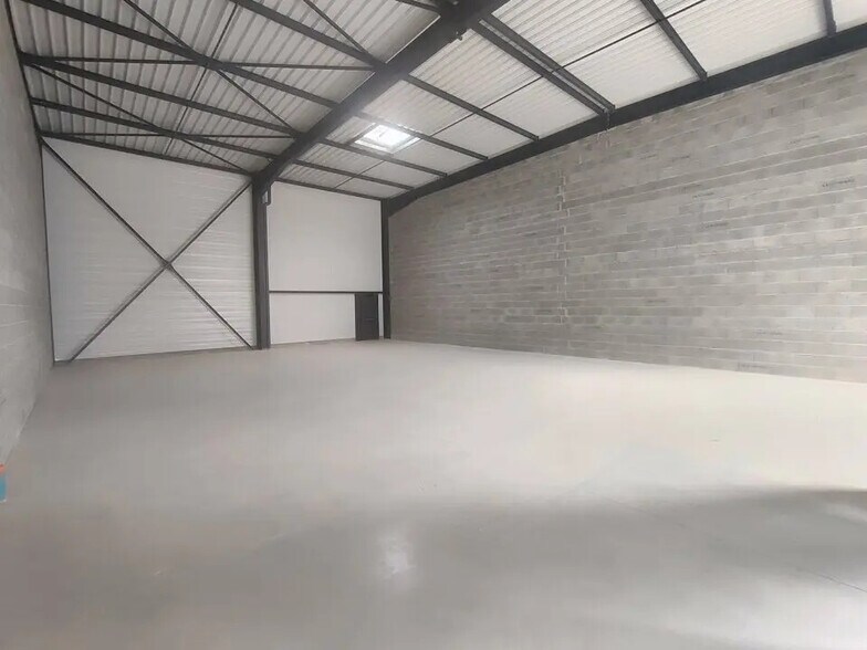 Flex in LES ABRETS for sale - Interior Photo - Image 1 of 4