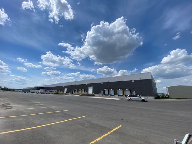 379B Corduroy Rd, Ottawa, ON for lease - Building Photo - Image 3 of 4