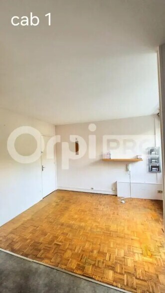 Office in Joinville-le-Pont for lease - Interior Photo - Image 2 of 6