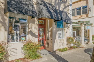 331-349 Healdsburg Ave, Healdsburg, CA for lease Building Photo- Image 2 of 7