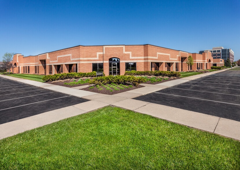 12722-12802 Hamilton Crossing Blvd, Carmel, IN for lease - Building Photo - Image 1 of 1
