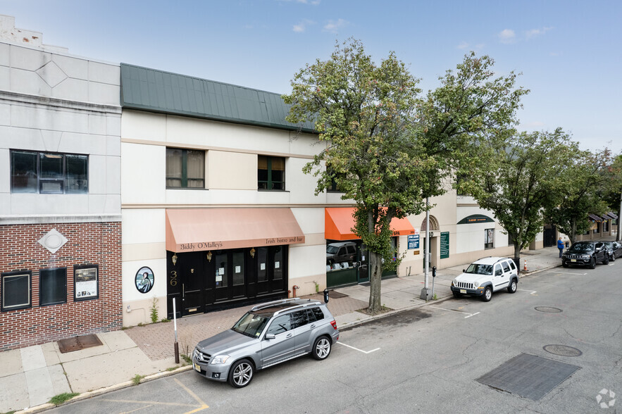 36-40 N Van Brunt St, Englewood, NJ for lease - Building Photo - Image 2 of 7