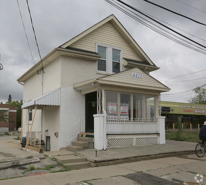 4421 Sheppard Ave E, Toronto, ON for sale - Primary Photo - Image 1 of 1