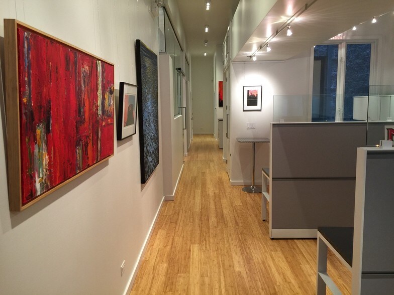 2048 W Belmont Ave, Chicago, IL for sale - Building Photo - Image 1 of 1