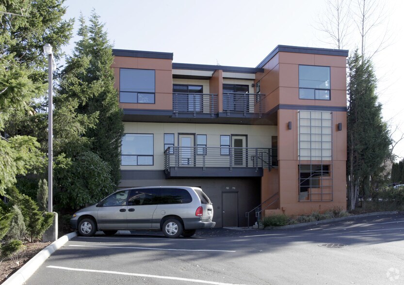 780-790 6th St S, Kirkland, WA for sale - Primary Photo - Image 1 of 7