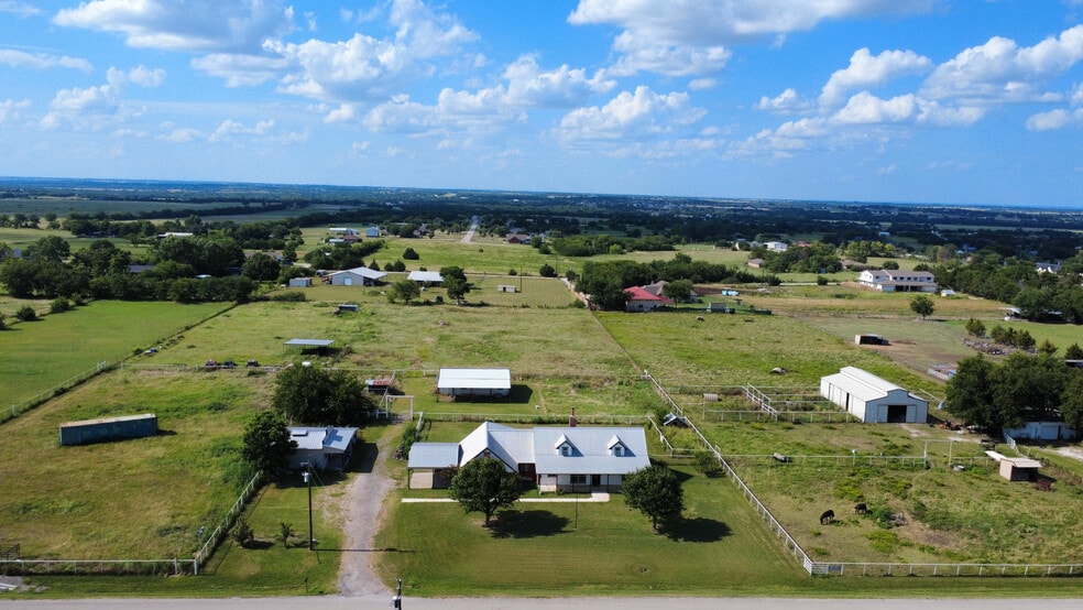 6568 Michael Rd, Sanger, TX for sale - Aerial - Image 2 of 4