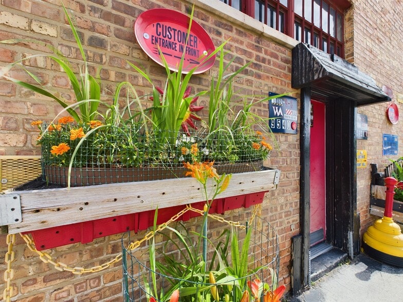 9540 S Vincennes Ave, Chicago, IL for sale - Building Photo - Image 1 of 86